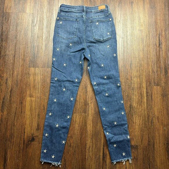 Judy Blue Medium Wash Faded Skinny Star Embroidered Raw Hem Jeans Size 5/27 - Picture 2 of 10